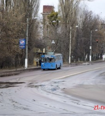 На вихідних у Житомирі електротранспорт курсуватиме довше