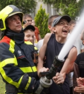 До школярів села Шишлівці на Ужгородщині завітали рятувальники