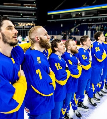 Збірна України з хокею виграла вирішальний поєдинок та здобула підвищення у класі
