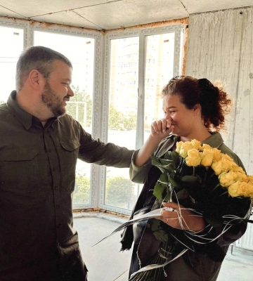 Бізнесмен подарував квартиру родині загиблого в Одесі фельдшера