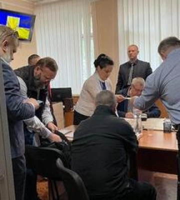 Суд виніс вирок ймовірним убивцям Бабаєва, але відпустив їх на волю
