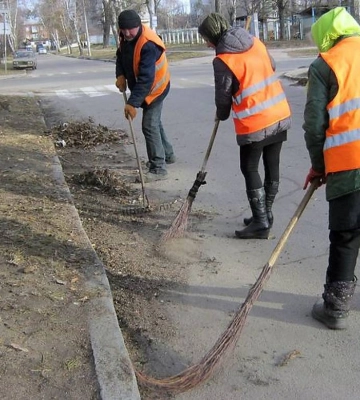 На очищення Центрального району Миколаєва від бруду та сміття планують витратити ₴2,3 мільйони