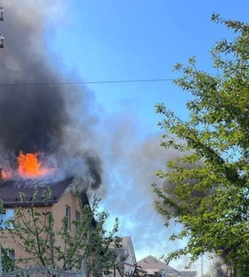 Вибухи у Білгороді: місцеві жителі повідомляють про приліт авіабомби