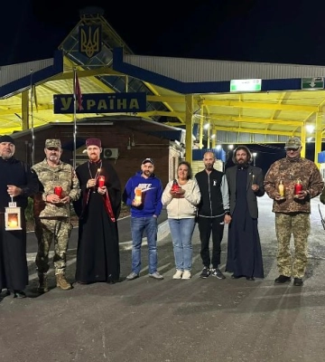 На Одещину прибув Благодатний вогонь