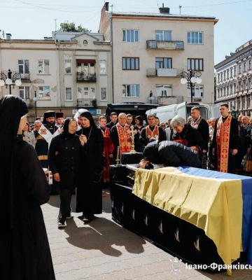 В Івано-Франківську попрощалися з Героєм України Марком Вуянком 