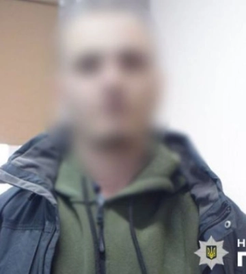 В Киеве мужчина во время распития спиртных напитков жестоко убил товарища и сжег его вещи