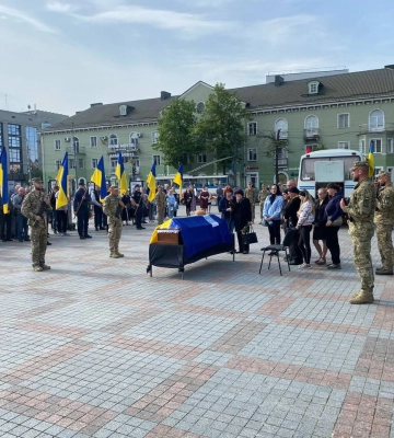 У Рівному попрощалися з 49-річним захисником-комунальником