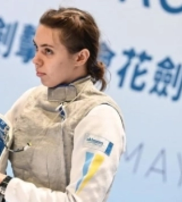 Миколаївська рапіристка Аліна Полозюк здобула бронзу на Кубку світу у Гонконгу