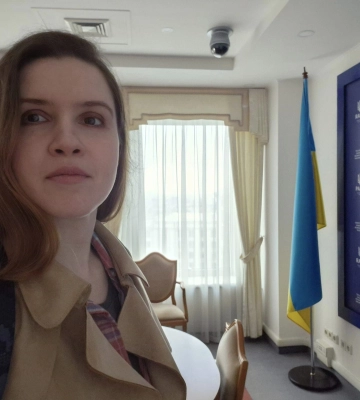 Безугла розкритикувала українців, які хваляться пасками й крашанками