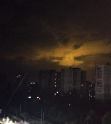 У Дніпрі чули вибух: Повітряні сили попередили про ракету