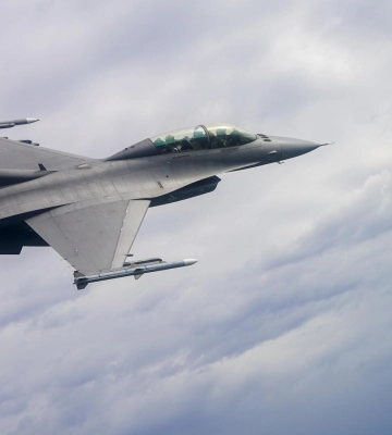 Россия будет рассматривать любые F-16 в Украине как носители ядерного оружия, — МИД РФ