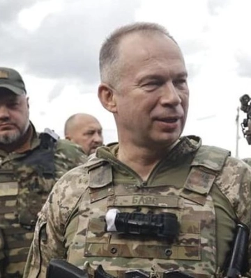 Окупанти намагаються вийти до великих населених пунктів Курахове та Покровськ, — Сирський