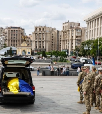 У Києві попрощалися із волонтером та добровольцем Едуардом Хатмулліним