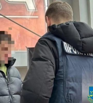 Злочинці заволоділи землею під Києвом за підробленими документами та перепродали її