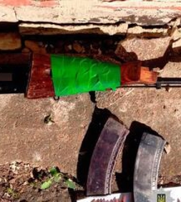У полтавця вилучили автомат Калашникова