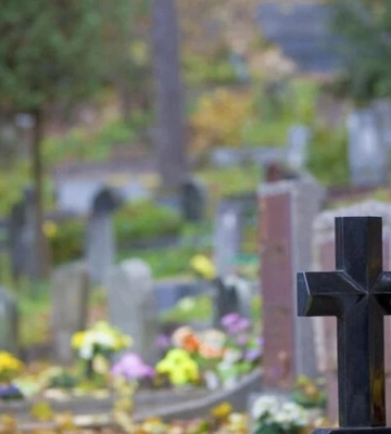 У Запоріжжі містян закликають дотримуватися правил безпеки у поминальні дні