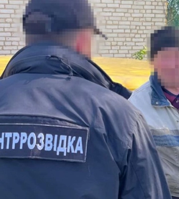 СБУ затримала подружжя-агентів рф, які наводили російські «Гради» на прикордоння Сумщини