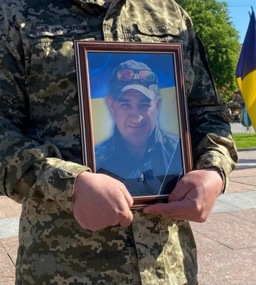 У Рівному попрощалися з ексначальником Вараської поліції (ВІДЕО)