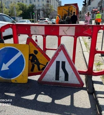 У Дніпрі дороги ремонтують за новітніми технологіями