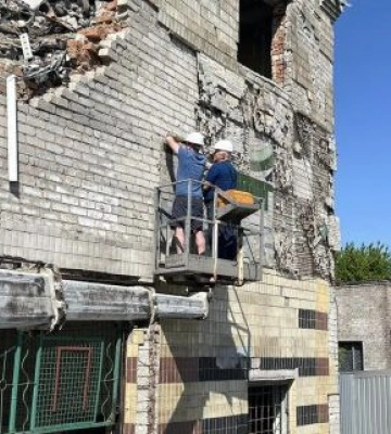 Музей «Машини часу» у Дніпрі поповнився новими експонатами для виставки «Історія Перемоги»