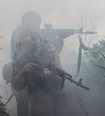 Росіяни обстріляли житлові квартали в Центральному районі Херсону. ВIДЕО