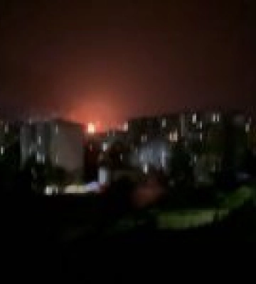 Палає нафтобаза в околицях тимчасово окупованого Луганську. Відео
