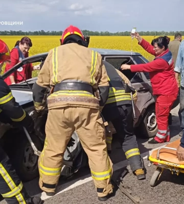 У Кам’янському чоловік вбив знайомого