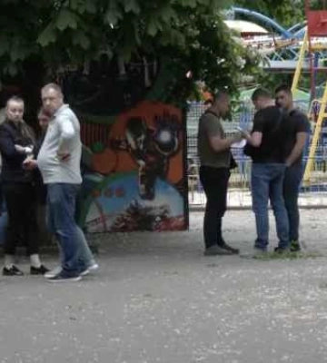 Трагедия в Кропивницком: женщина спрыгнула со смотрового колеса