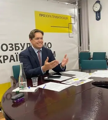ВАКС заочно арештував ексголову ФДМ Сенниченка ВАКС заочно арештував ексголову ФДМ Сенниченка