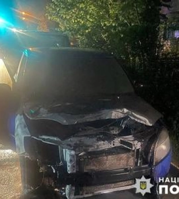 У Кременчуці вночі загорівся автомобіль