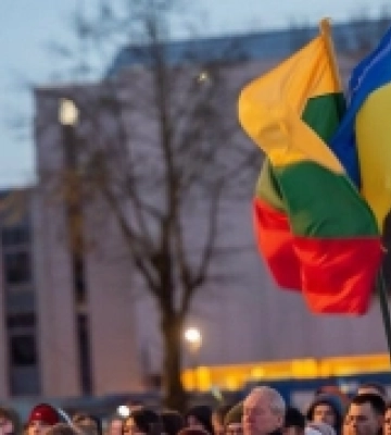 Литва може відмовити в наданні посвідки на проживання чоловікам з України