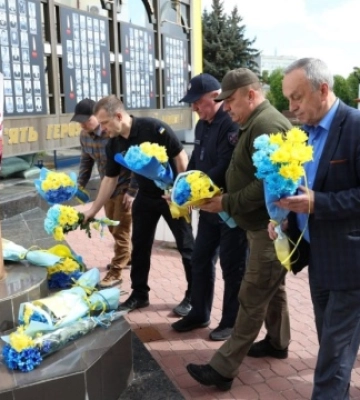 День пам’яті: у Хмельницькому вшанували загиблих воїнів
