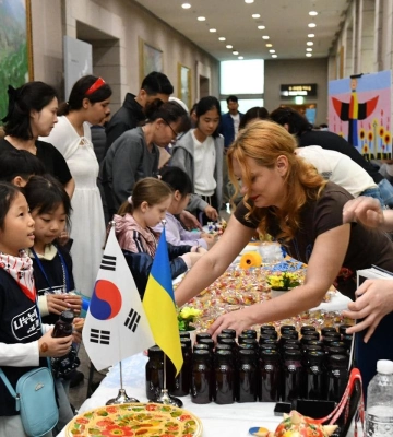 Україна представила національний стенд на фестивалі у Південній Кореї