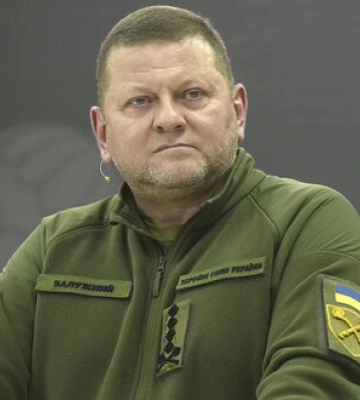 Киеврада признала Залужного почетным гражданином: &quot;слуги народа&quot; отказались голосовать и вышли из зала