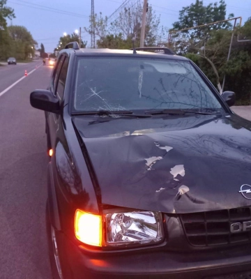 На Одещині чоловік без водійських прав на чужому авто збив на смерть пішохода