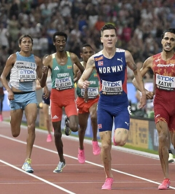 Чинний олімпійський чемпіон висунув звинувачення проти свого батька