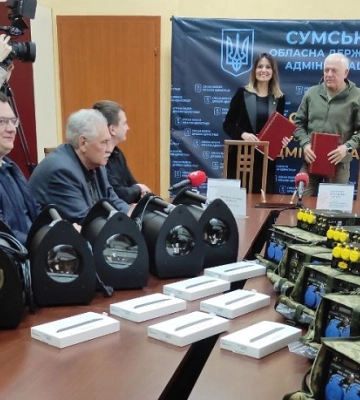 Благодійники передали обладнання для зміцнення повітряної оборони Сумщини