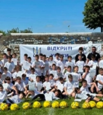 В Ізмаїлі на Одещині у межах соціального проєкту провели відкритий урок з футболу