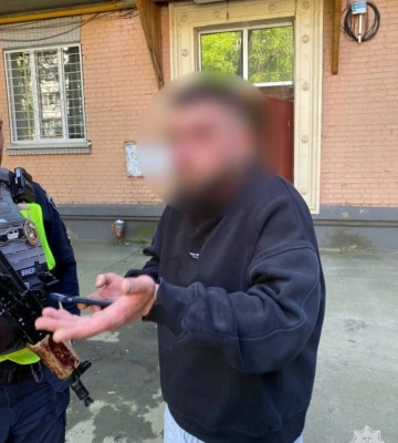 Житель Киева вызвал полицию из-за страшного сна, в котором убили человека