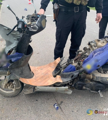 У ДТП в Білгород-Дністровському районі постраждав мопедист