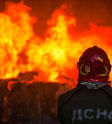 На Миколаївщині через влучання дрона пошкоджений будинок культури, виникла пожежа