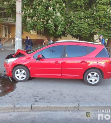 У Сумах на “зебрі” збили дівчину