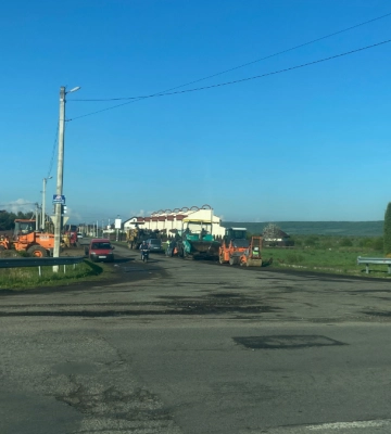 На Прикарпатті здійснюють покращення доріг державного значення