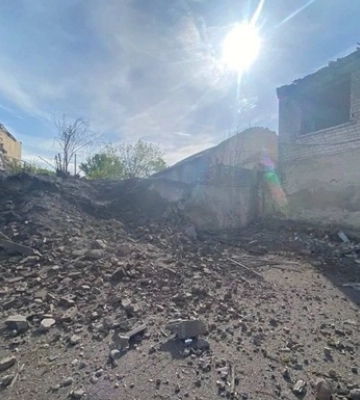 Загарбники скинули на Берислав дві керовані авіабомби, поцілили у школу