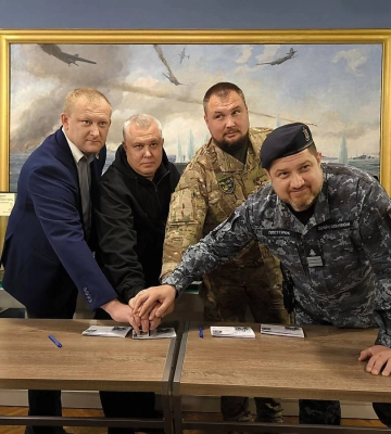 У Миколаєві відбулося спецпогашення нової поштової марки «русскій воєнний флот – до дна»