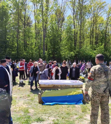 На Волині провели в останню путь військового Андрія Козирака