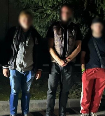 На Одещині жінка переправляла чоловіків за кордон