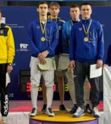 Миколаївські спортсмени вибороли золото на чемпіонаті України з фехтування