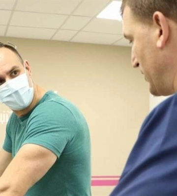 Врятував пів тисячі захисників країни, а сам має 5 поранень: історія медика евакуації, який проходить реабілітацію у Дніпрі