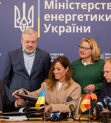 "Укренерго" отримало 45 мільйонів євро гранту від Німеччини на відбудову енергомереж